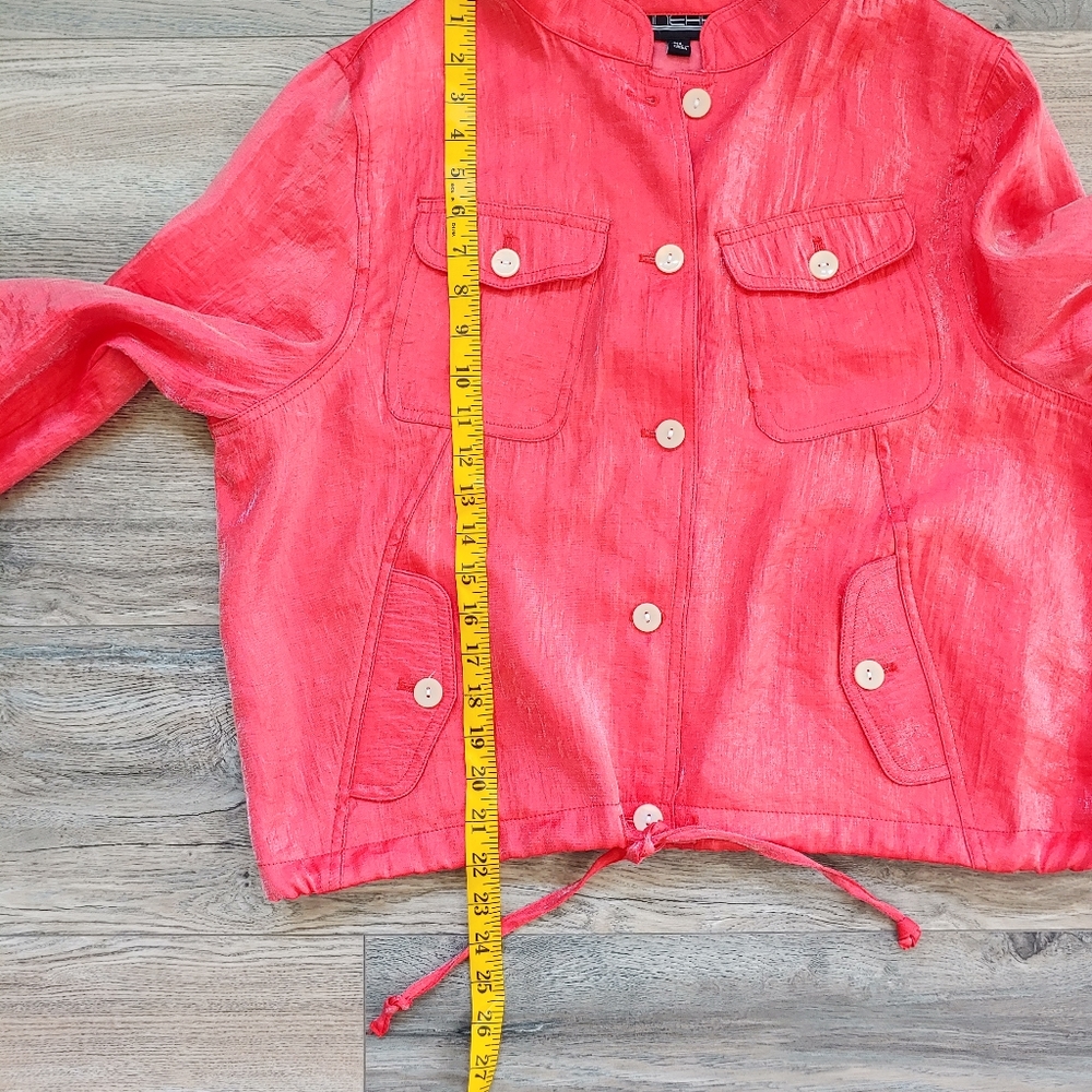 Linear Blouse - Picture 10 of 10